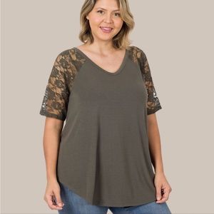 3X New boutique plus size lace top